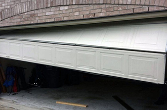 Overhead Door Repair in Kanata Estates