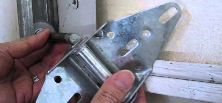 Garage Door Bracket Repair Services in Glen Cairn